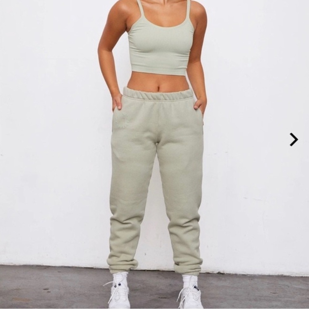 Set Active Set; Hoodie + Sweats